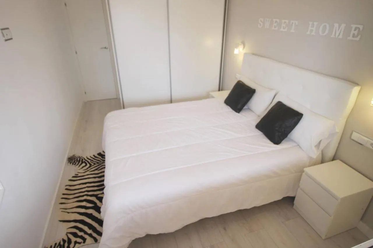 Family Deluxe Apartment Beach Castelldefels